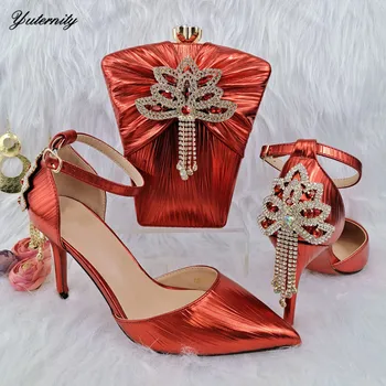 Afrika Tarzı PU Taş Kadın Ayakkabı Ve çanta seti Moda Yaz Kırmızı Renk Pompaları ayakkabı ve çanta seti düğün elbisesi