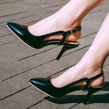 Kadınlar Yüksek Topuklu Sivri Burun Pompaları Slingback Bayanlar Patent Deri Stiletto Topuk Toka Askı Parti Elbise Ayakkabı Ofis Bayan için