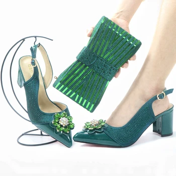 Rahat Sivri Burun Pompaları Eşleşen El Çantası Yeşil Renk Parlayan Kristal yüksek kaliteli ayakkabılar Doğum Günü Partisi için