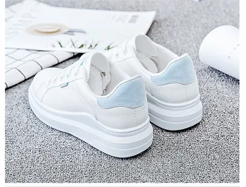 Yeni lüks ayakkabı Kadın Bahar Tasarımcıları Platformu Beyaz Ayakkabı Kadın Deri Kalın tabanlı Rahat spor ayakkabı Kadın Sepeti Femme