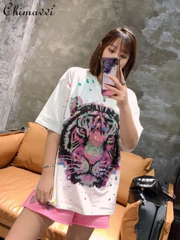 Yuvarlak Boyun T-shirt Renkli Kristaller Kişiselleştirilmiş Graffiti Kısa Kollu Gevşek Tişörtleri 2022 Yaz Yeni Streetwear kadın Tee