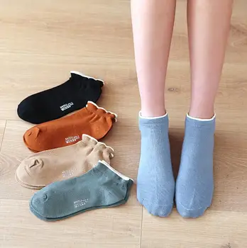 yıshıne 5 Renkler Karışık 10 Pairs kadın Rahat Zarif Pamuk Ekip Çorap Kızlar için